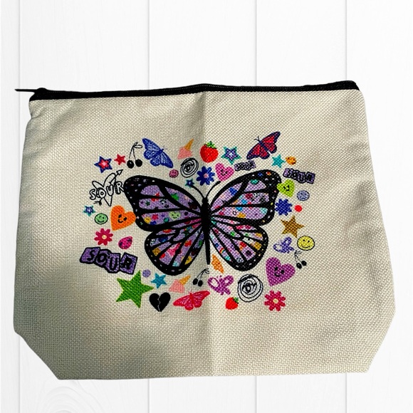 Handbags - 🔥 Butterfly cosmetics bag 🔥